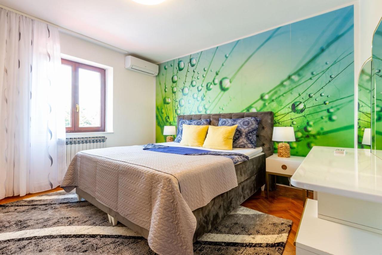 Katina Apartment With Private Pool ザダル エクステリア 写真