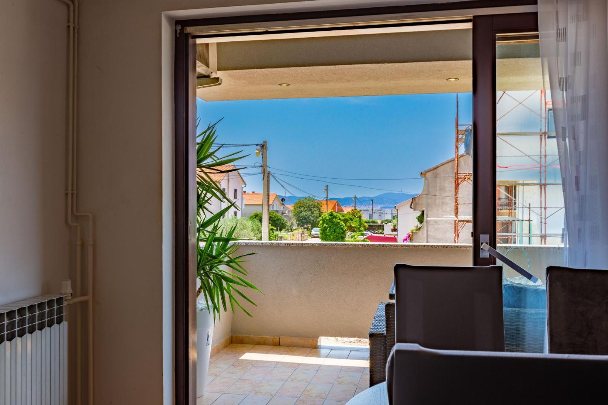 Katina Apartment With Private Pool ザダル エクステリア 写真