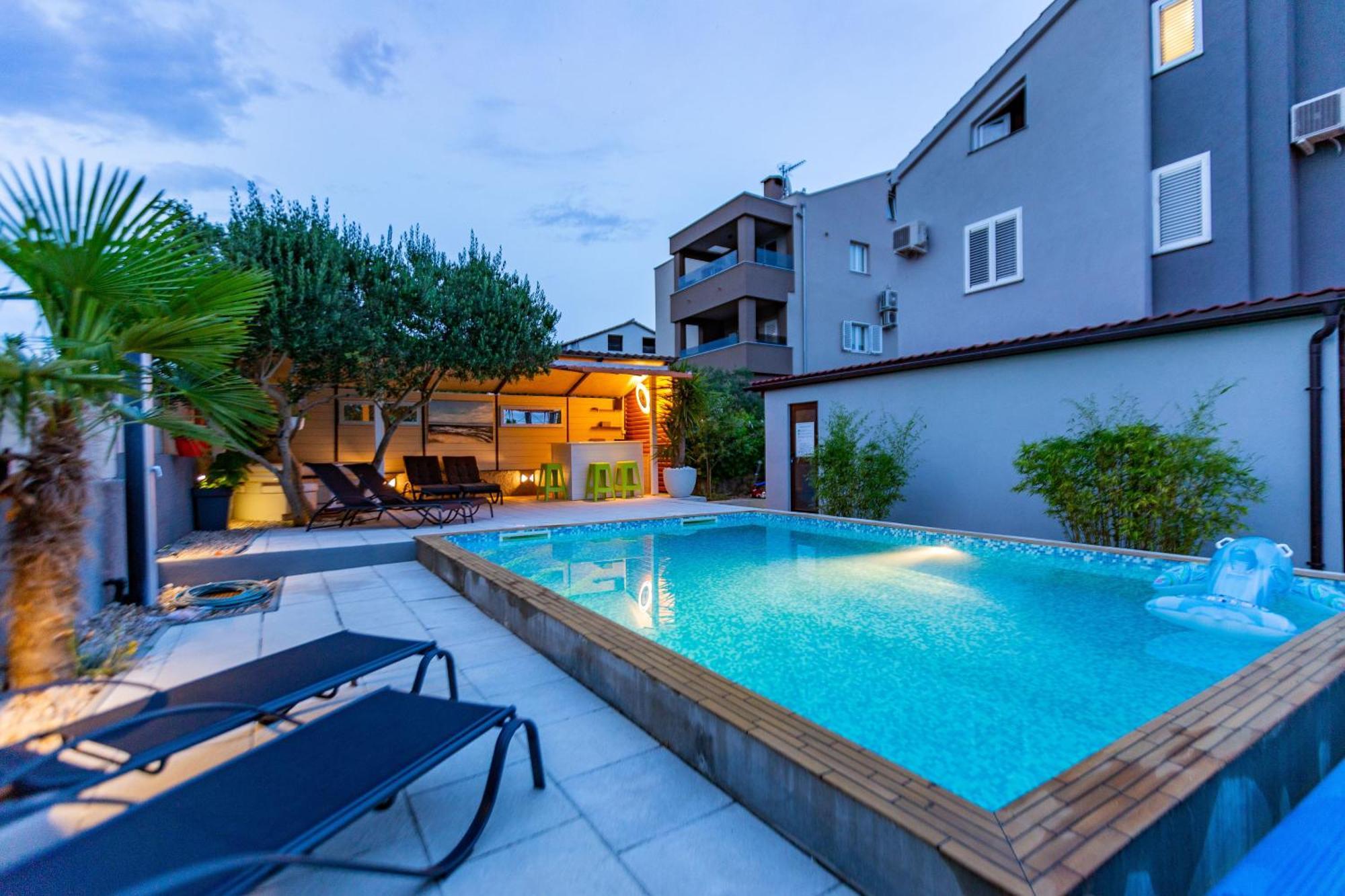 Katina Apartment With Private Pool ザダル エクステリア 写真